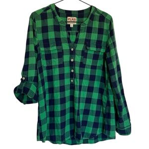 Old Navy Green and Navy Buffalo Plaid V-neck Shirt